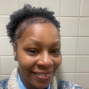 Meet your Posher, Blossom